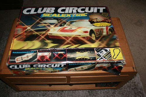 Scalextrix club circuit set - scalextrix,