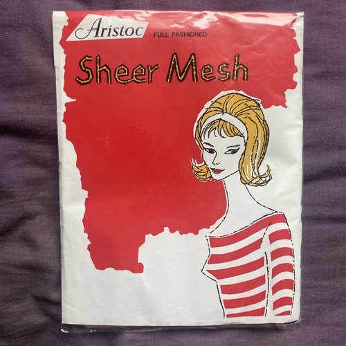 Vintage aristoc fully - aristoc,