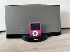 Bose SoundDock Series 2 Black Speaker,  And Ipod 8 GB PINK 
