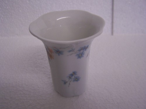 Porcelain bud vase blue - porcelain,