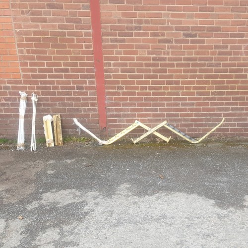 Pair haybob 300 gates - of,