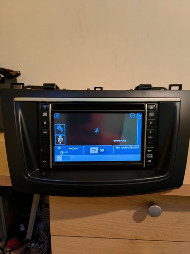 Mazda radio player head - radio,