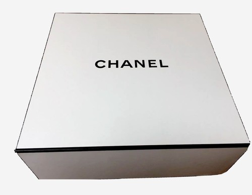 Chanel gift box with - gift, packing