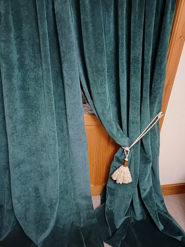 Large velvet curtains - velvet, curtains.
