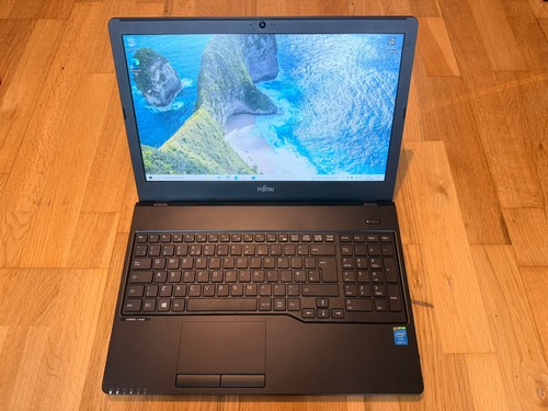 Fujitsu lifebook a555 - lifebook, 15.6"