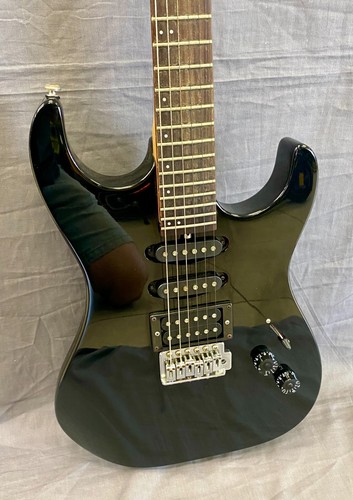 Washburn series 10 - x, x-10/bk