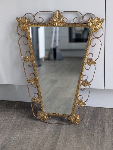 Vintage mid century - mid, retro