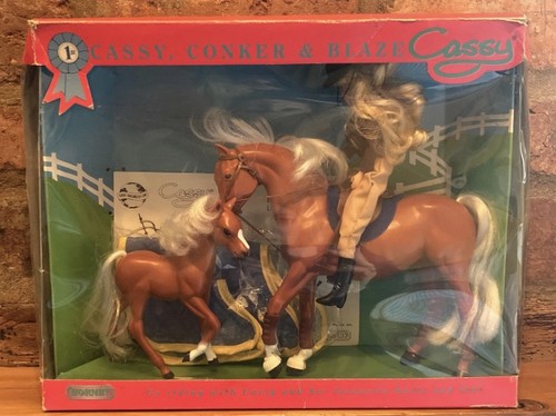 Vintage cassy conker and - cassy,