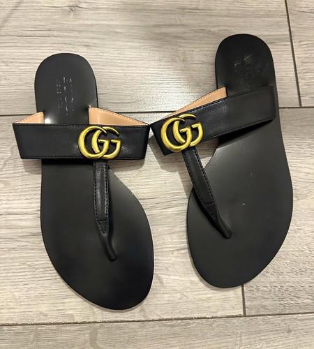 Gucci black leather thong - black,