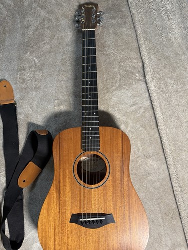 Baby taylor bt2 mahogany - taylor,