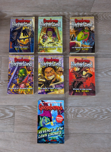Goosebumps books bundle - , 7