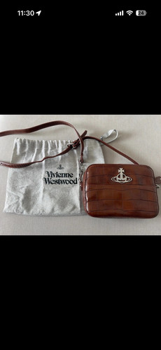Authentic vivienne westwood - authentic,