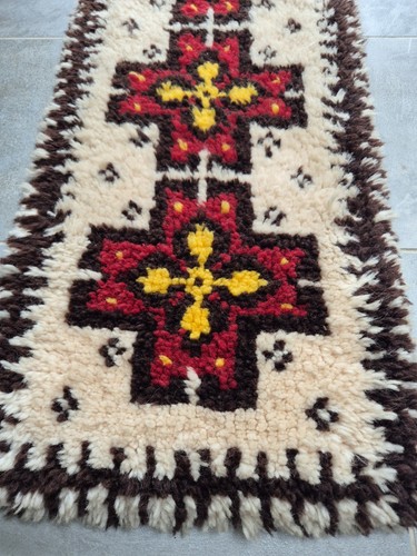 Vintage runner rug 1970s - vintage,