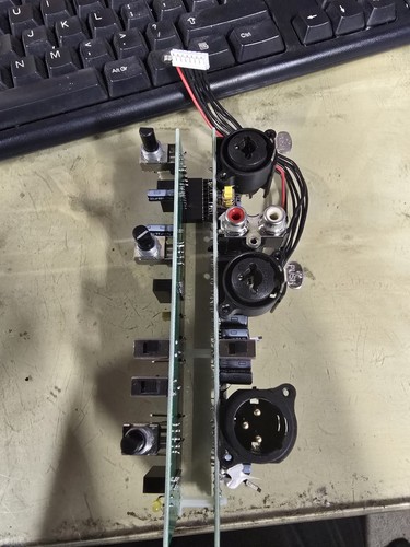 Audio signal imput - signal, from