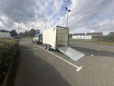 Ifor Williams BV105. Camping