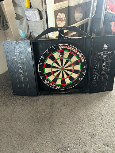 Target dartboard board with - board,
