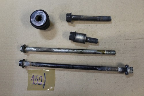 Yamaha rn22 engine bolts - rn22,