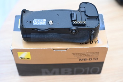 Mint nikon d10 - mint, multi-power