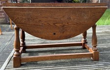 Lovely Small Vintage Oak Drop