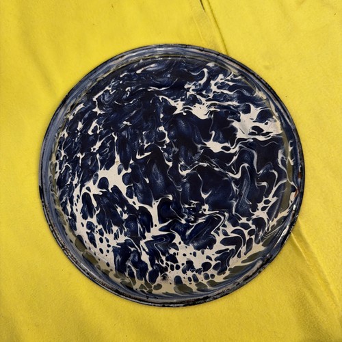 Vintage blue swirl graniteware - blue,