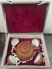 Chinese Yixing Zisha Clay Teapot and 4 Cups With Gift Box Signed