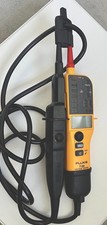 Fluke T130 Voltage &
