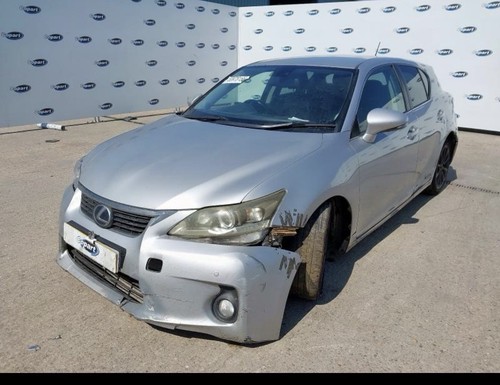 Lexus ct200h 2011 silver - lexus, in