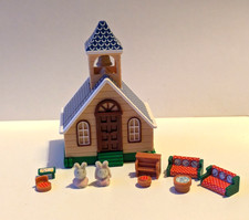 Sylvanian Calico Little World