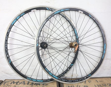 Viking Race A-350 Clincher