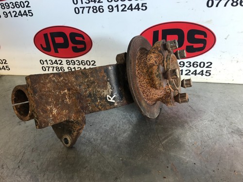 Right front stud hub - front,
