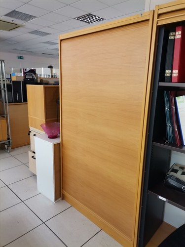 Vertical tambour roll - tambour/,