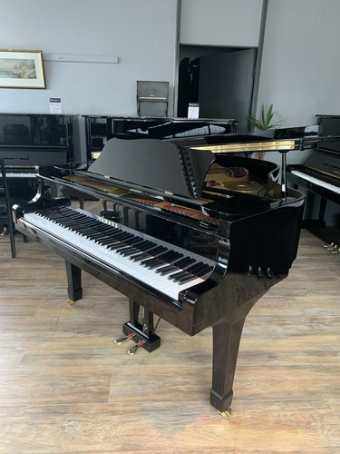 Yamaha grand piano - yamaha,
