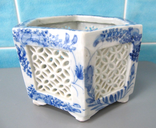 Vintage flow blue - vintage,