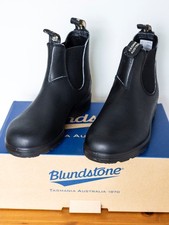 Blundstone black boots - boots,