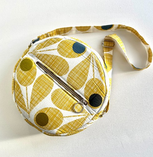 Round cross body - cross,