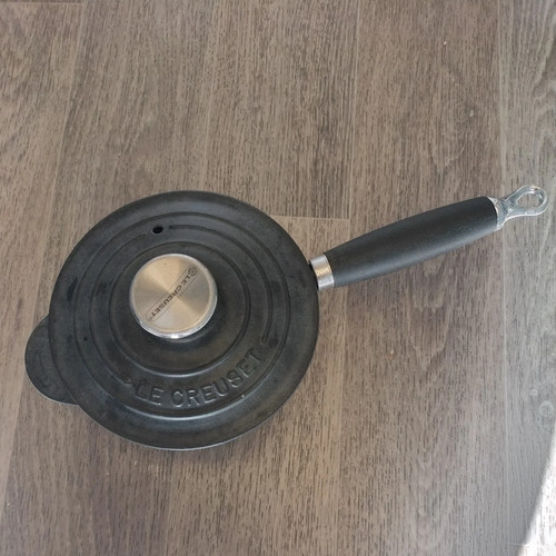 Creuset charcoal cast iron - le,