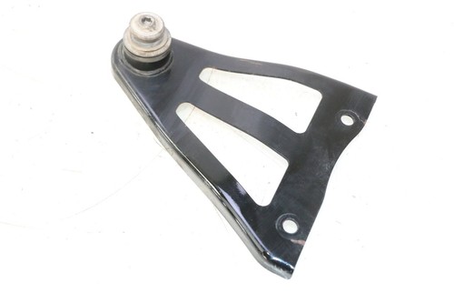 Exhaust mount suzuki - exhaust,