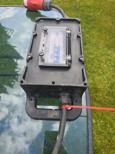 16a 400v power distro - 400v, site