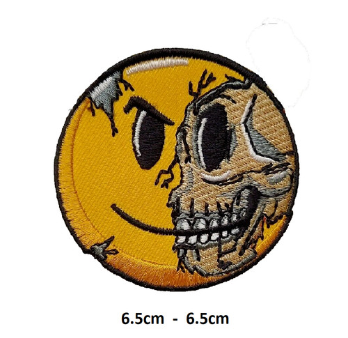 Cracked smiley skull face - cracked,