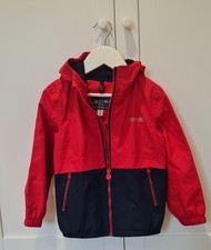Regatta boys raincoat, navy and red, size 3-4 years, excellent condition