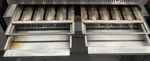 Removable drip trays - removable, water