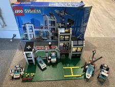 LEGO 6398 Town Police Central