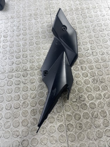 Right under seat cover - 750, gsr
