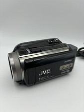 JVC HZ-HD30 Everio High Definition 80GB Digital full HD Camcorder + Zubehör
