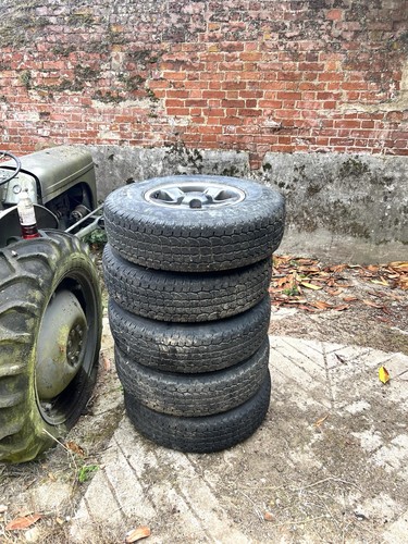Original landrover rims and - 5,
