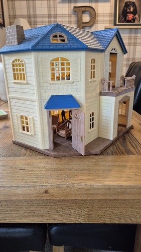 Sylvanian house with - sylvanian,