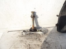 suzuki gsxr 600k1 bottom yoke