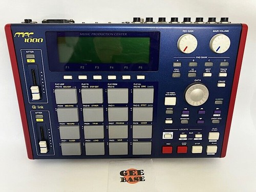 Akai mpc1000 sampling machine - akai,