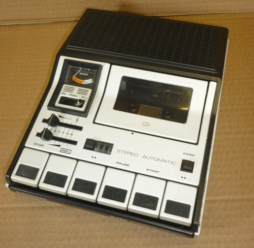 C480 grundig tape player - grundig,