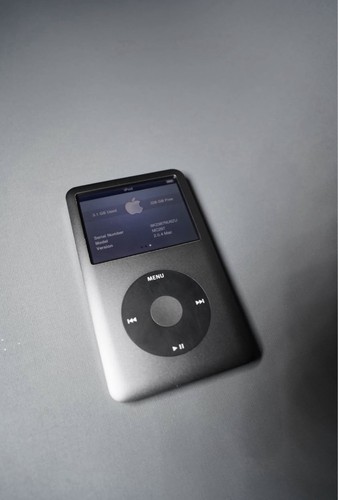 Apple ipod classic 7th - ipod,